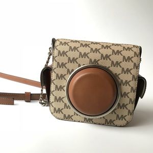 NEW MICHAEL KORS SCOUT HERITAGE LOGO CAMERA BAG